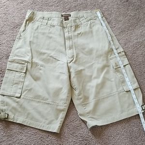 Men's cargo shorts